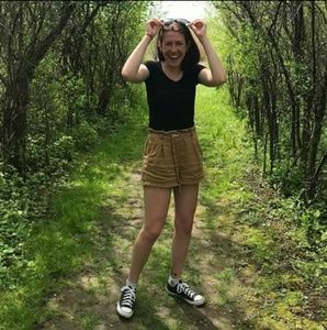 Meet your Posher, Emma